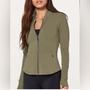 Lululemon the Ease Jacket in Sage
